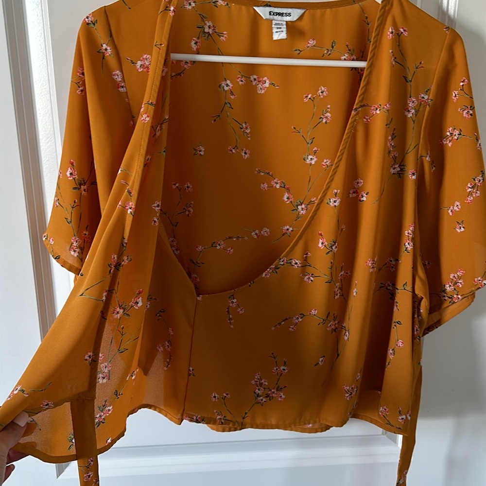 Express Cherry Blossom Floral Kimono Sleeve Wrap Blouse - Picture 7 of 7